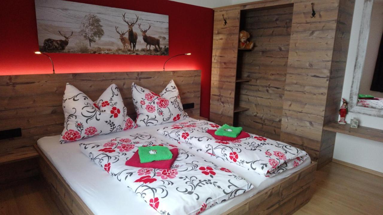 Haus Wastl Daire Russbach am Pass Gschütt Dış mekan fotoğraf